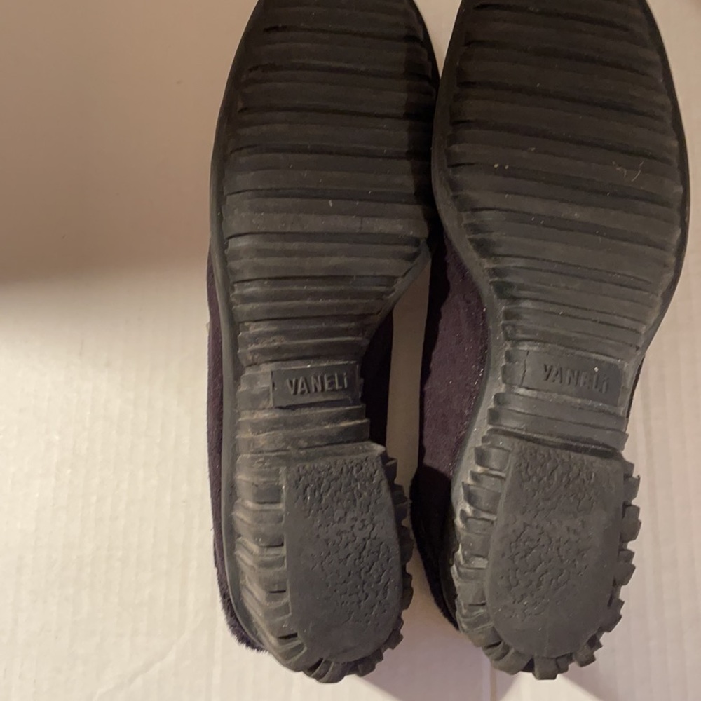 Black mule shoes by Vaneli  size 8M - Picture 4 of 9